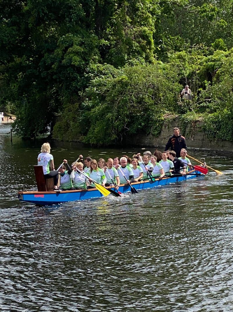 Bild von Drachenbootrennen der Potsdamer Bürgerstiftung